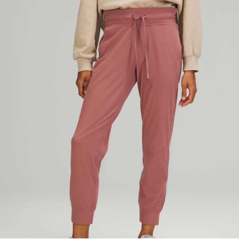Lululemon Joggers Sz 2
